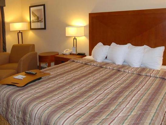 Days By Wyndham Airport Jacksonville